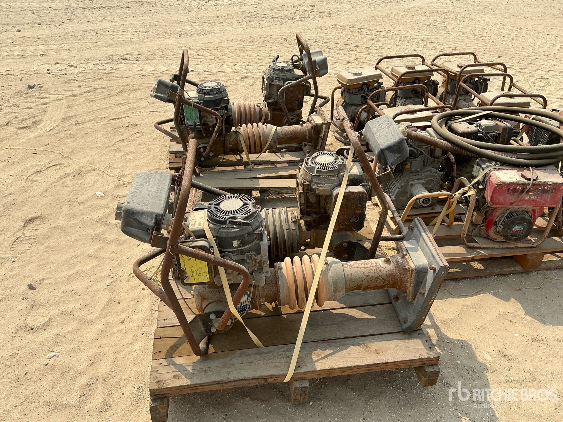 Robin CONCRETE VIBRATOR &