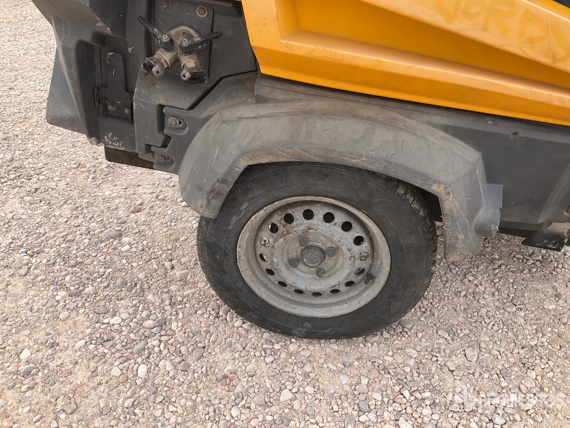 2014 Atlas Copco XAS37
