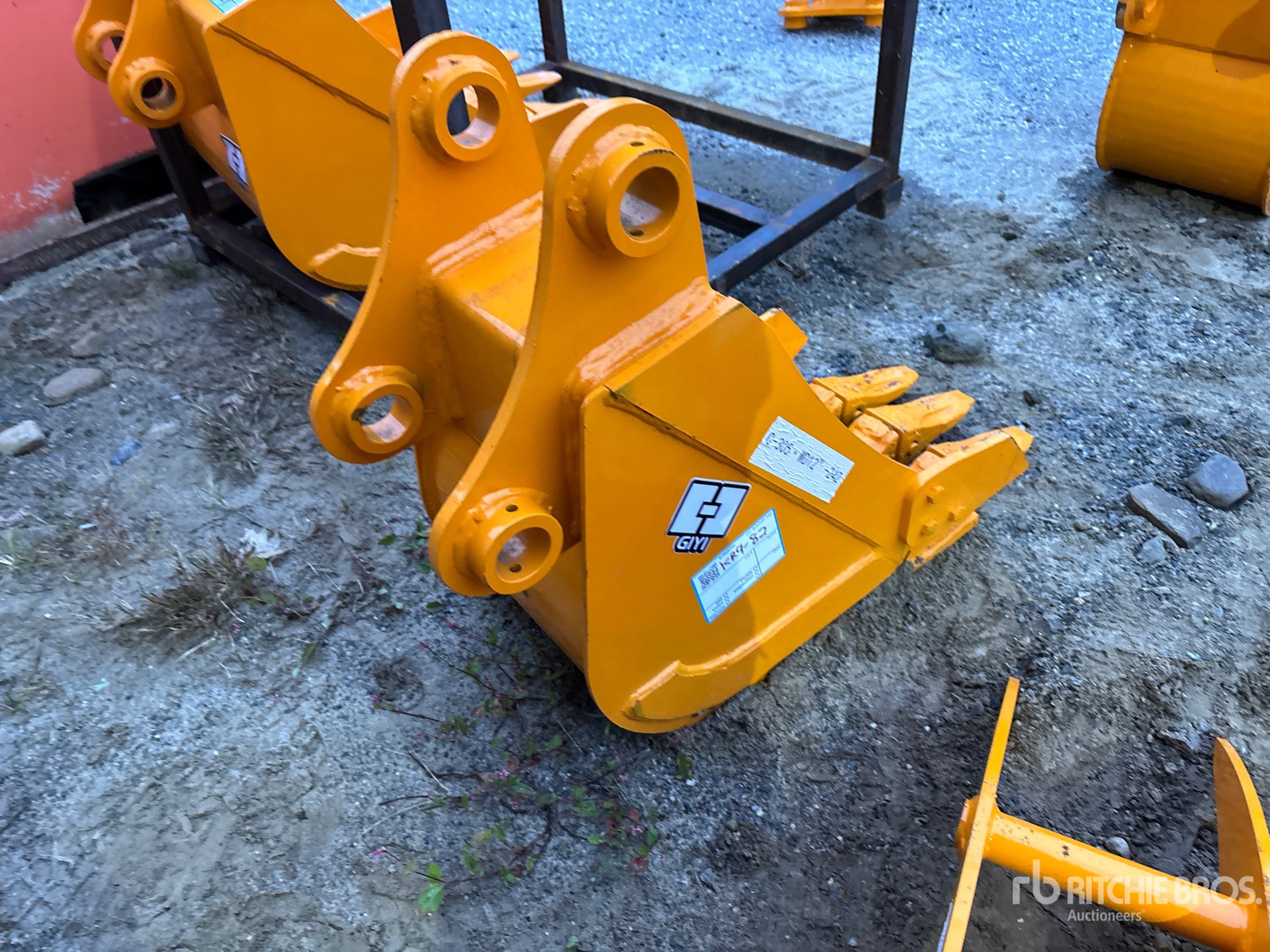 2026 GIYI 12 IN - FITS CAT 305 (UNUSED)