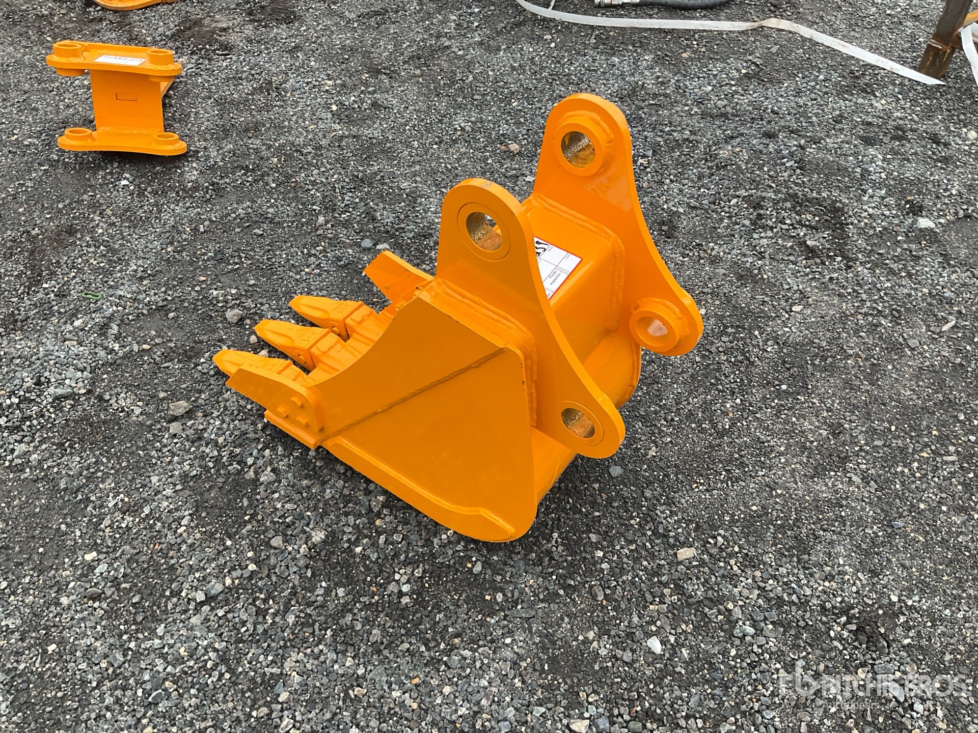 2026 GIYI 12 in Cat 305 12 In (Unused)