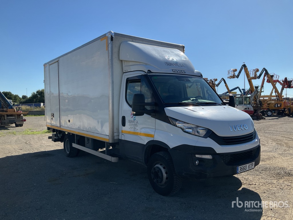 General Appearance with Foto, angolo anteriore destro