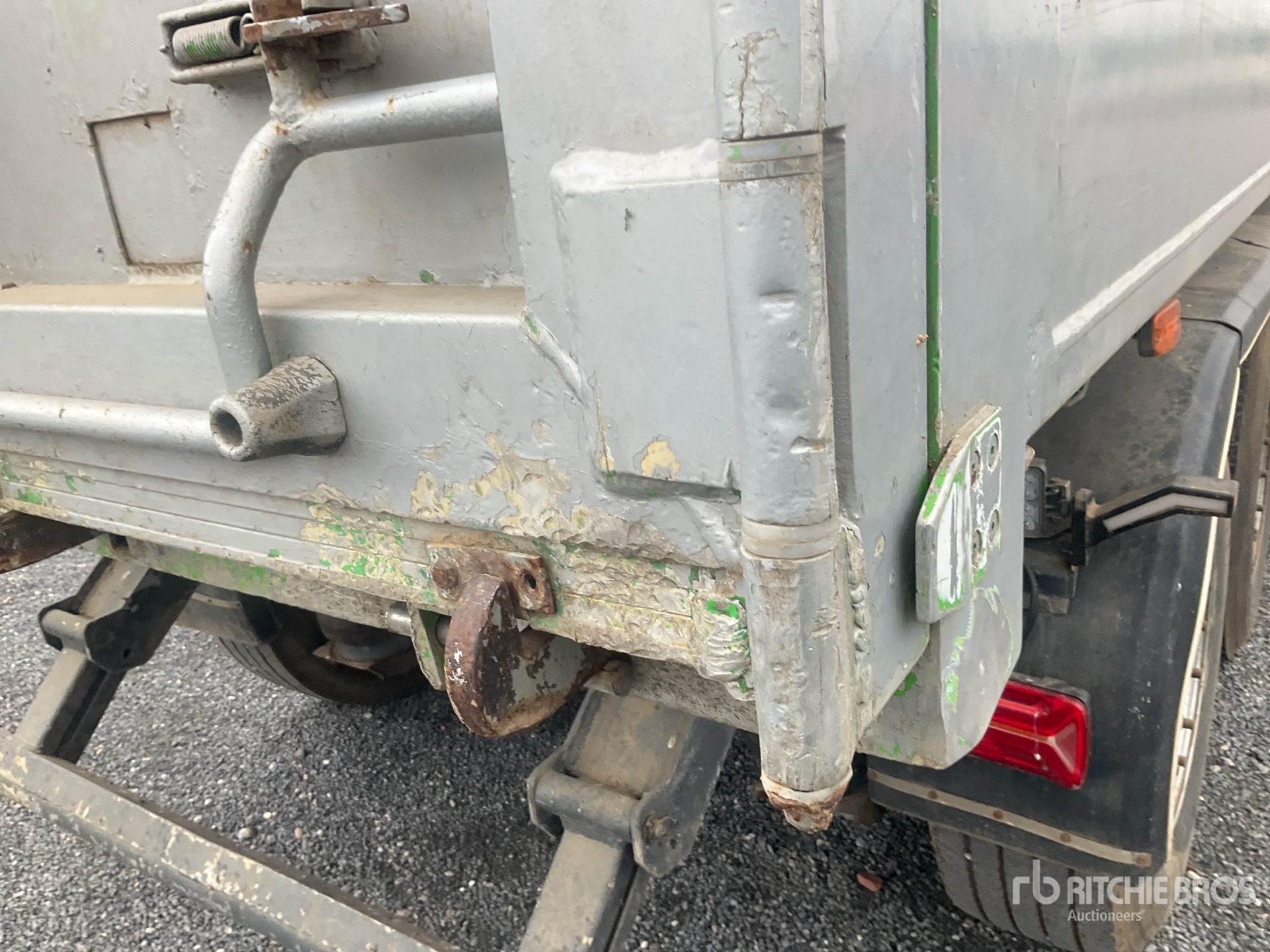 2003 Stas SA233K