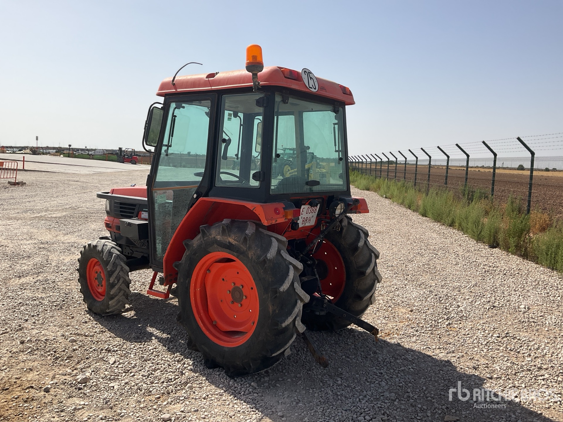 1999 Kubota L4200