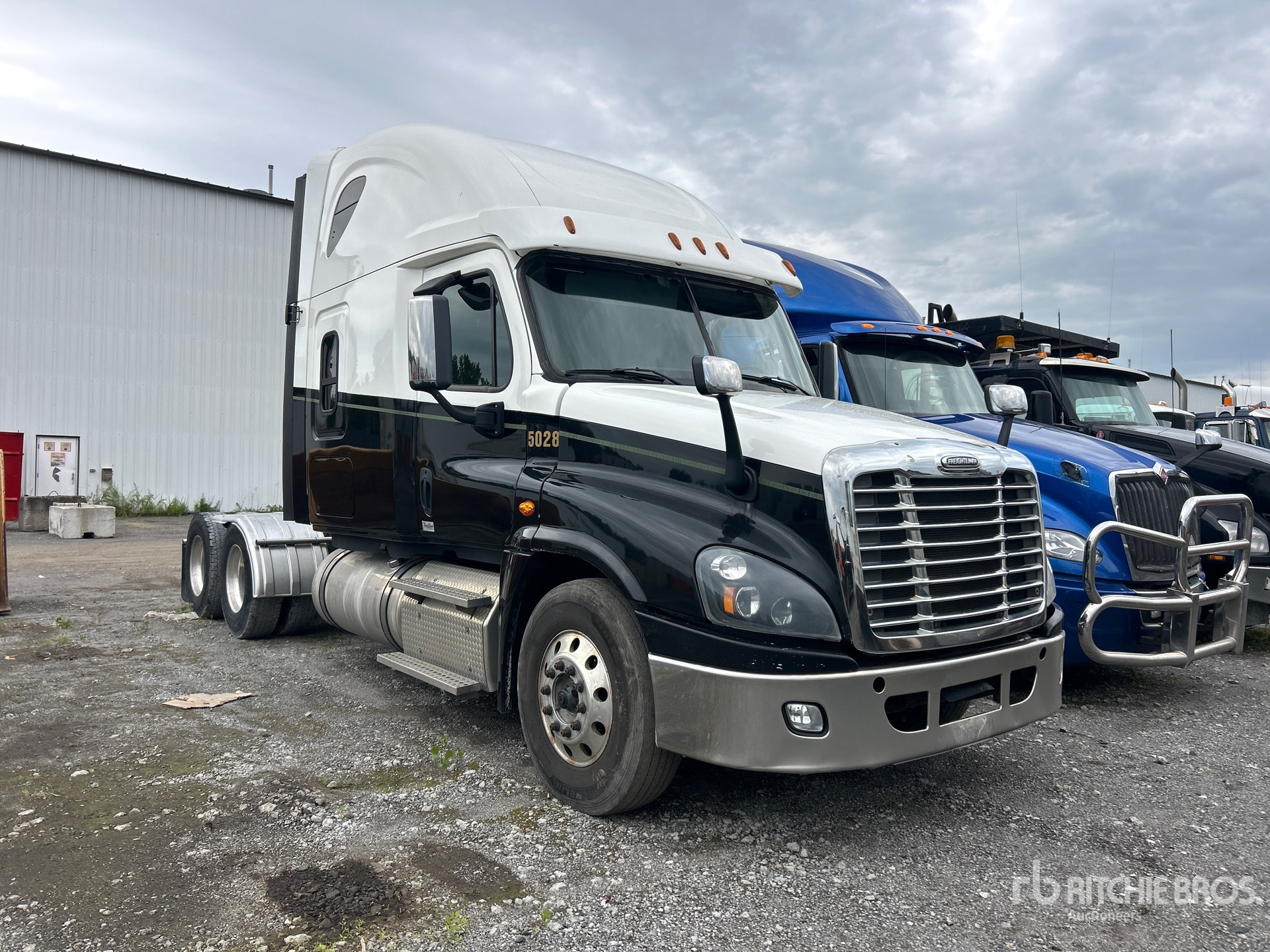 2018 Freightliner CASCADIA 125