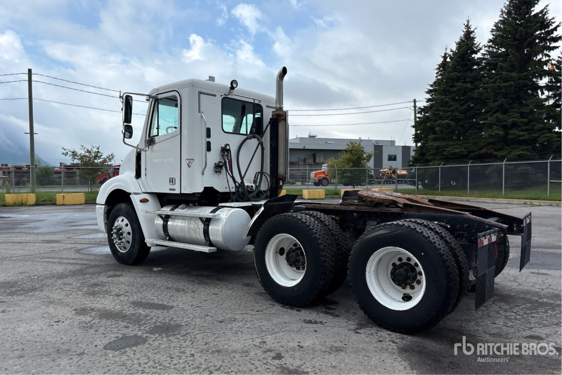 2006 Freightliner COLUMBIA 112