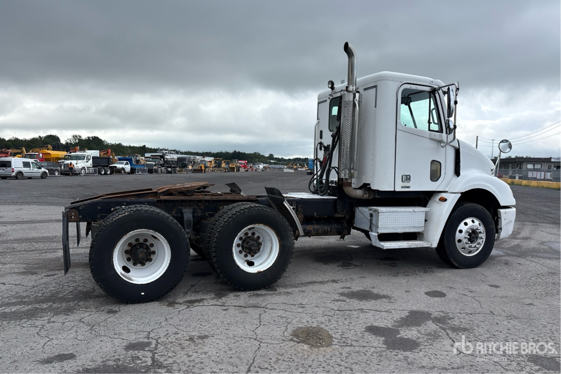 2006 Freightliner COLUMBIA 112