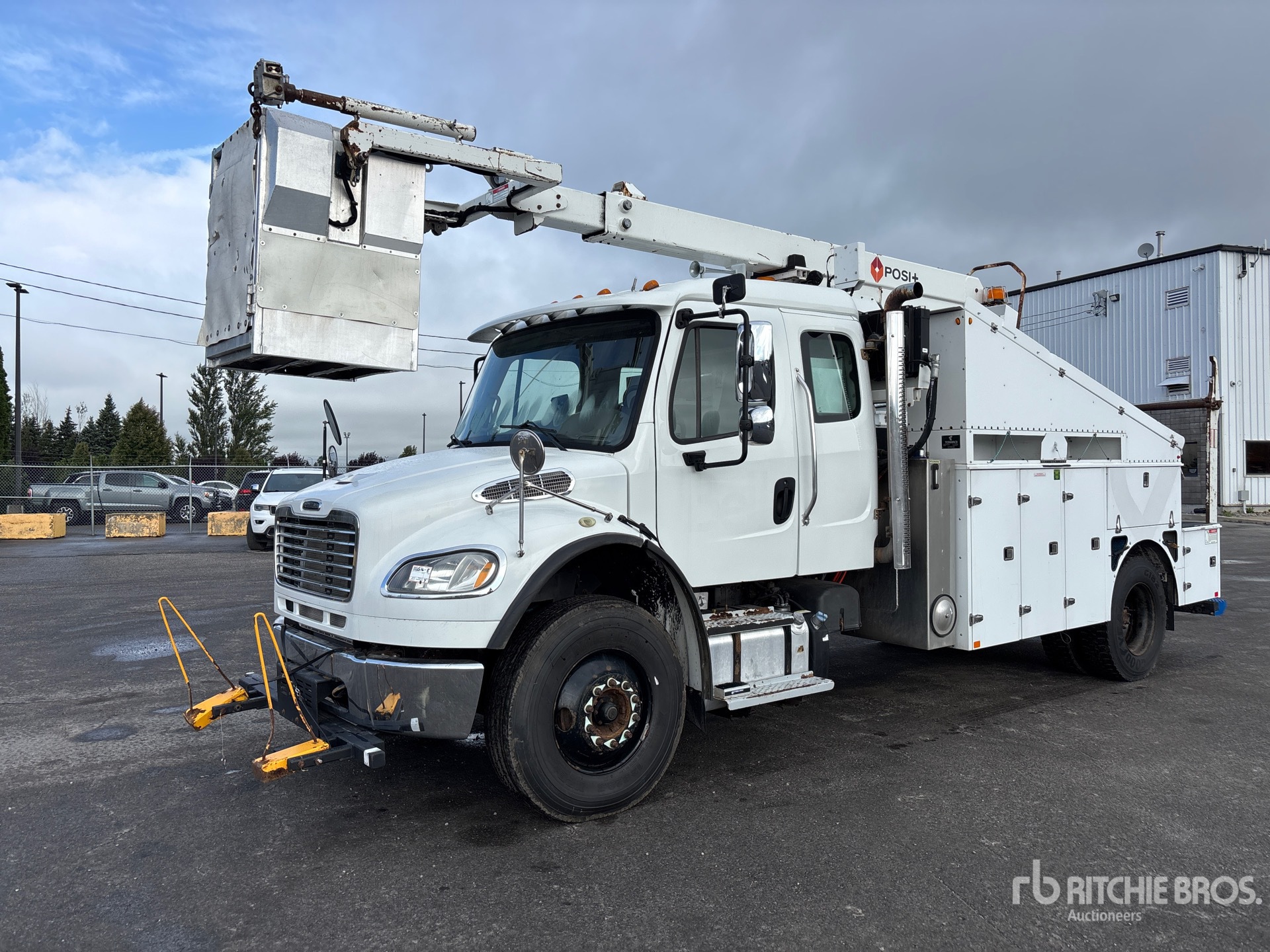 Photo of 2015 Freightliner M2 106