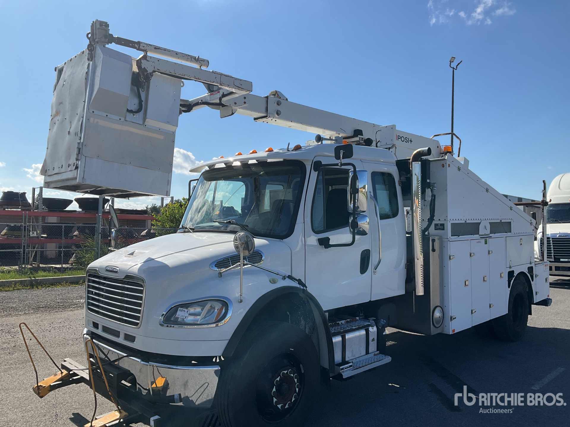 Photo of 2015 Freightliner M2 106