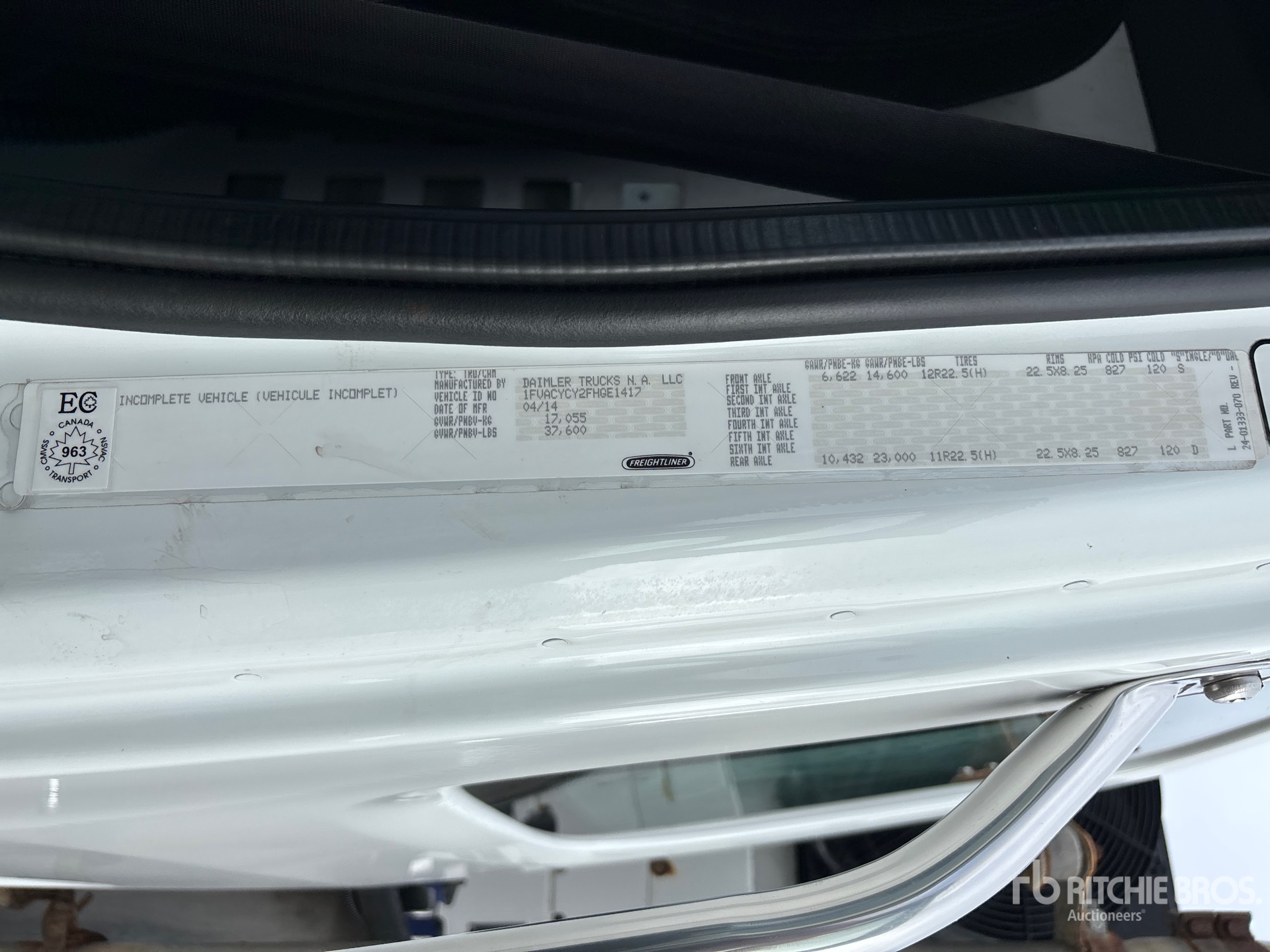 2015 Freightliner M2 106