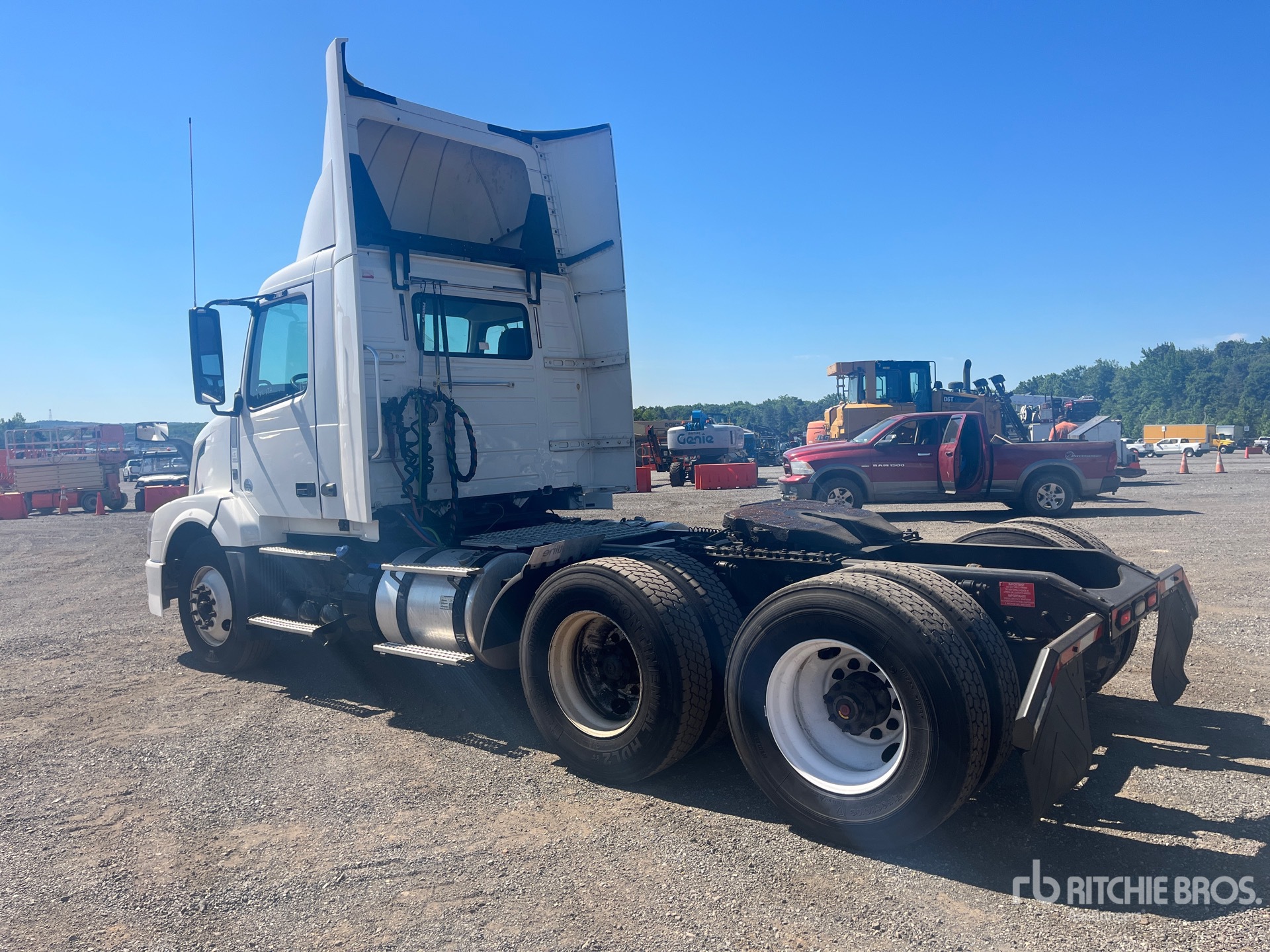 2018 Volvo VNL300