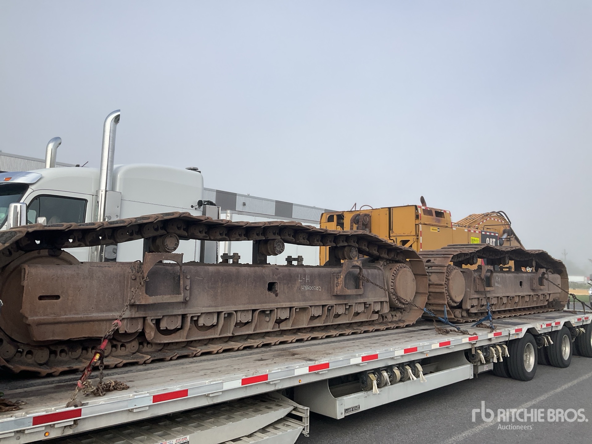 2018 Caterpillar 390FL
