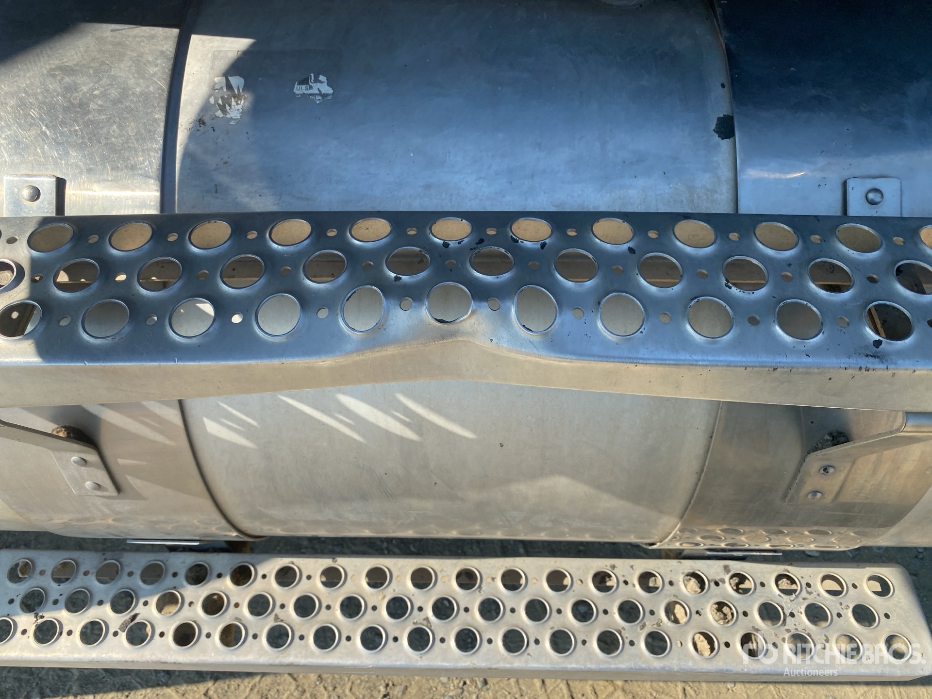 2021 Kenworth T880