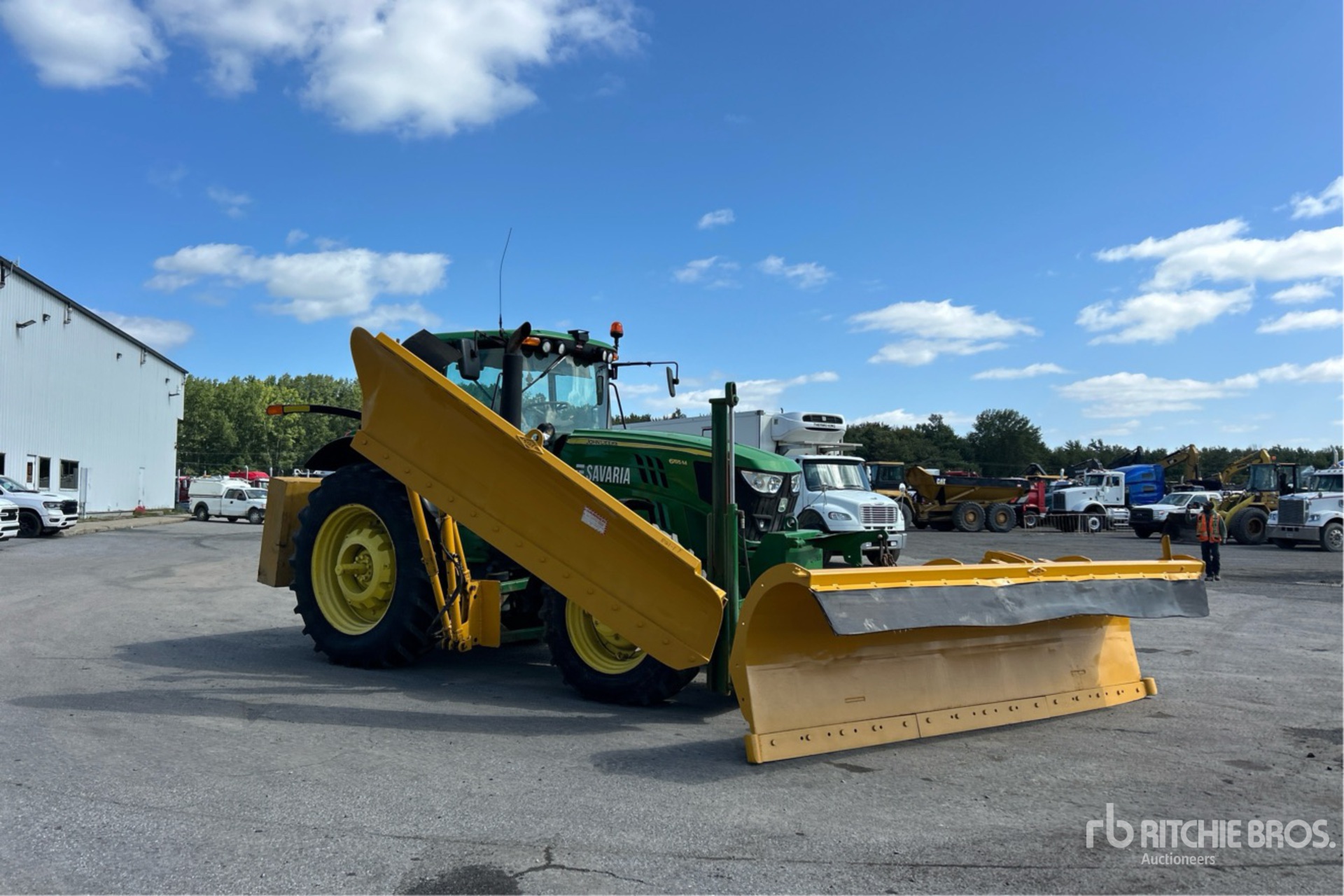 2017 John Deere 6155M