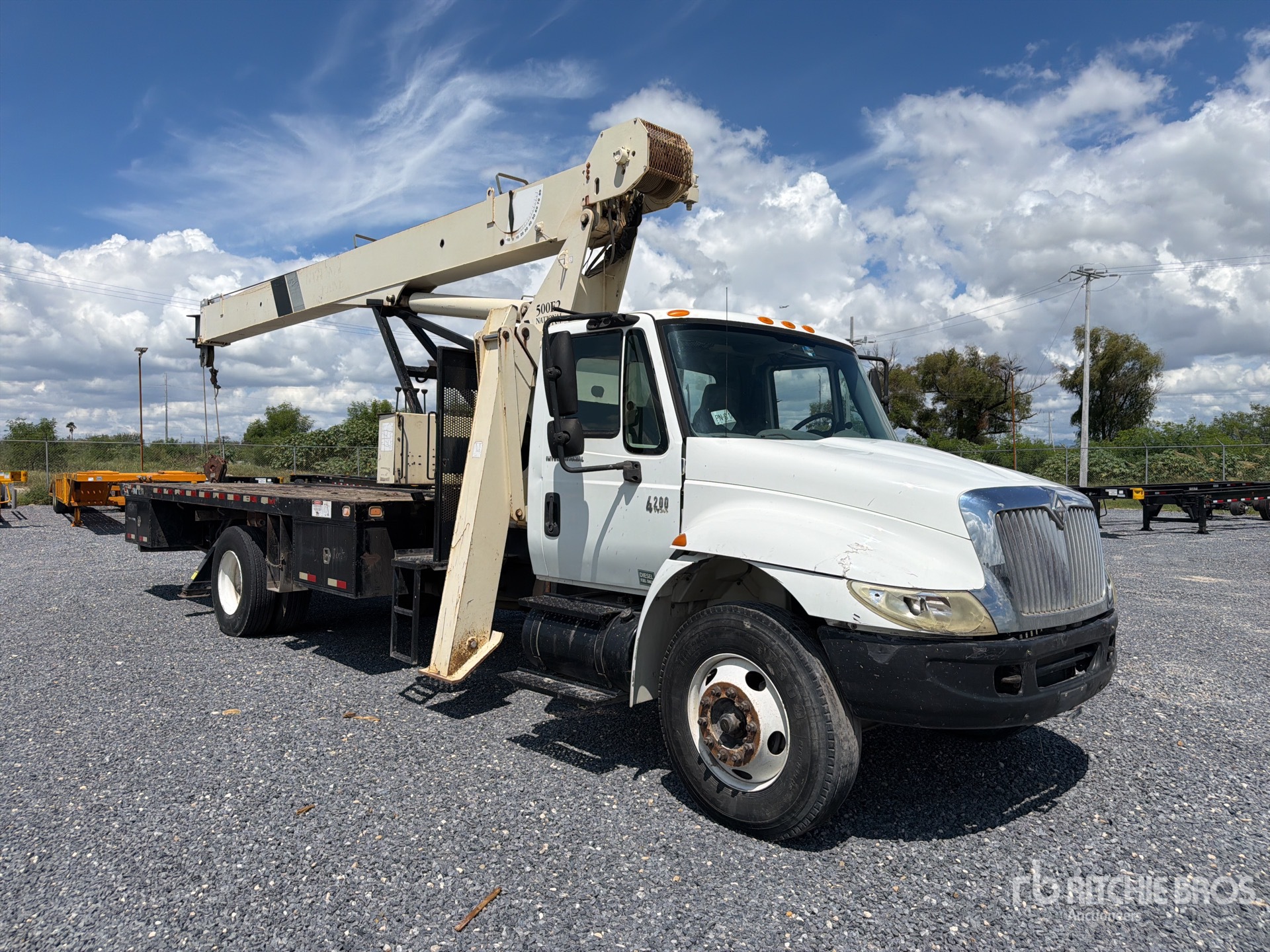 2008 International 4200