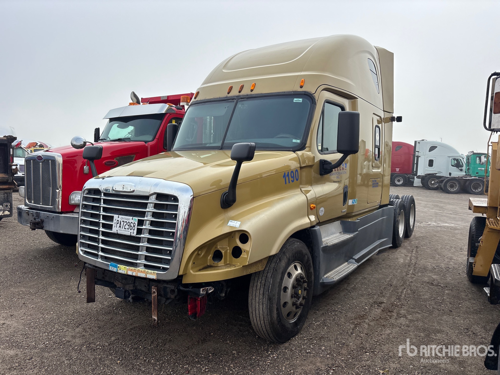 Photo of 2015 Freightliner CASCADIA 125