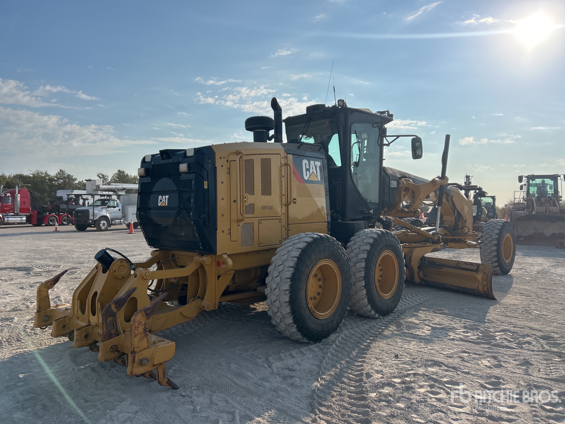 2017 Caterpillar 12M3