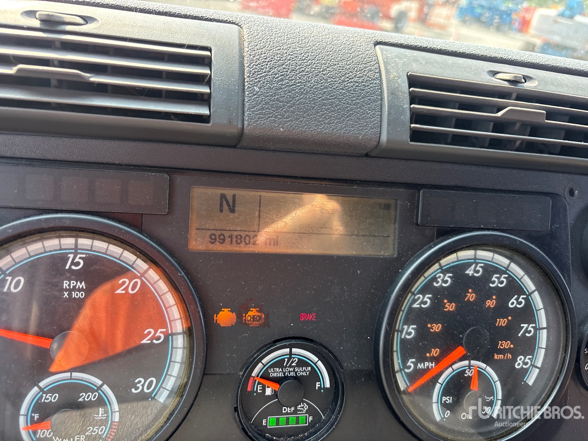 2015 Freightliner CASCADIA 125