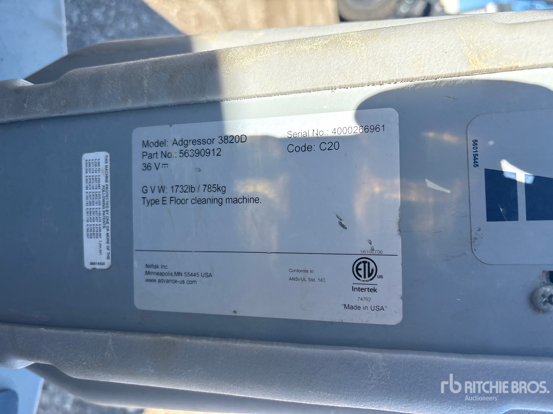 2020 Advance 3820D