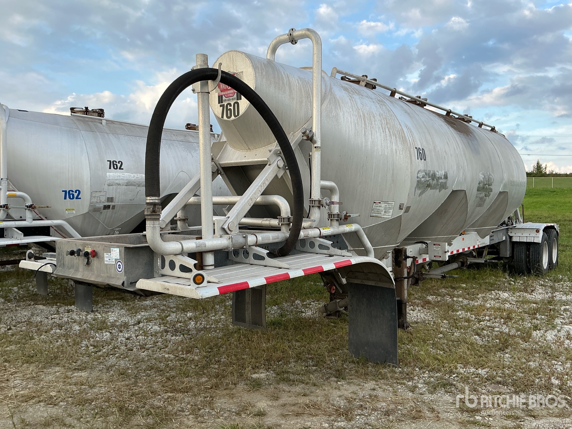 Photo of 2012 Vantage 1000 cft T/A