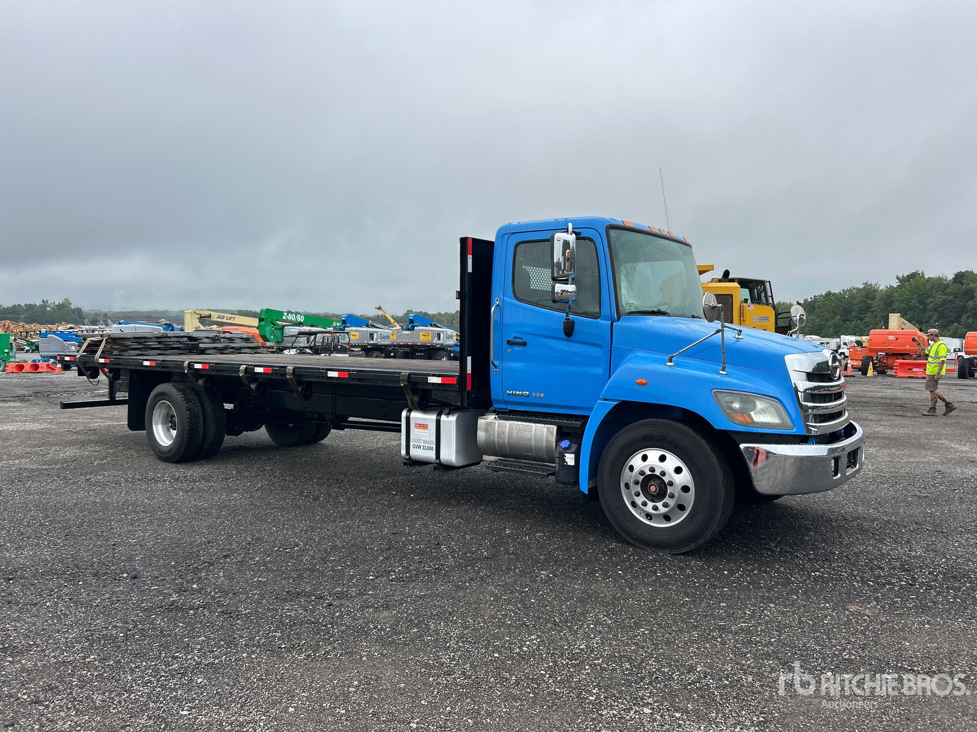 2019 Hino 338