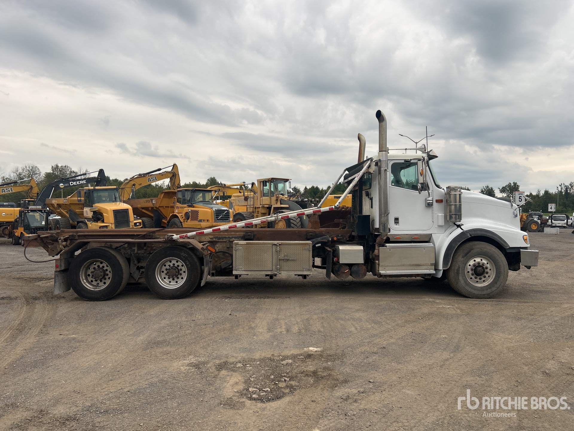 2015 International 5900I