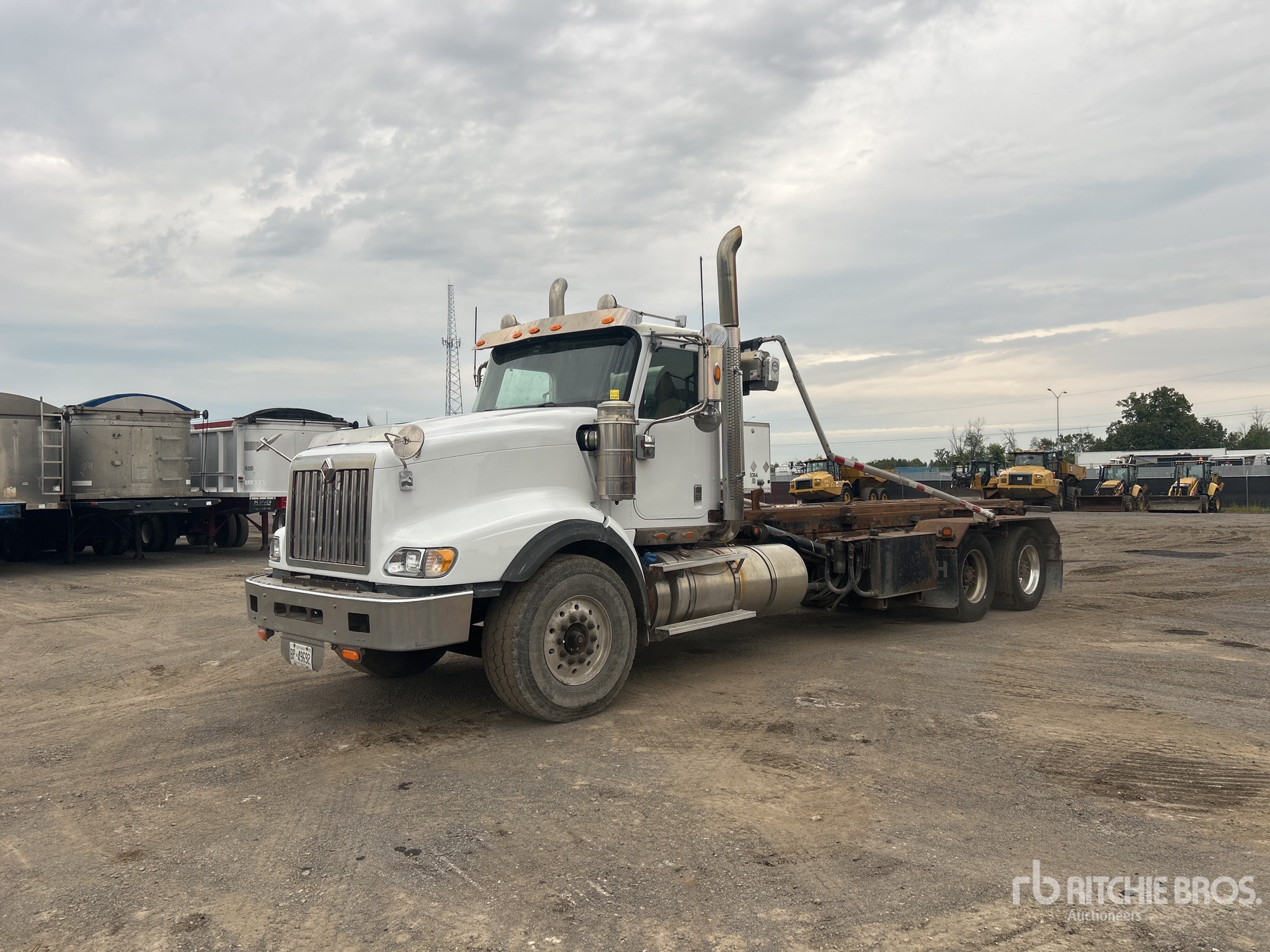 Photo of 2015 International 5900I