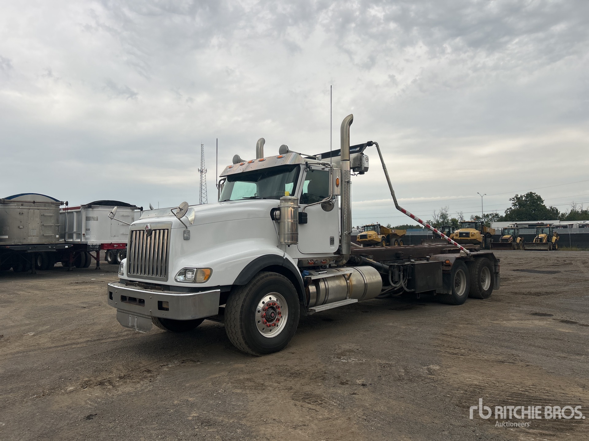 Photo of 2015 International 5900I