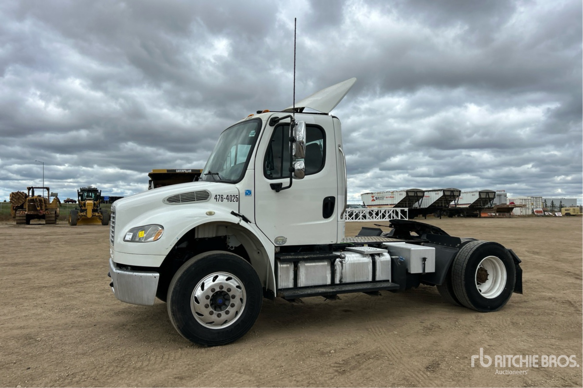 2015 Freightliner M2 106
