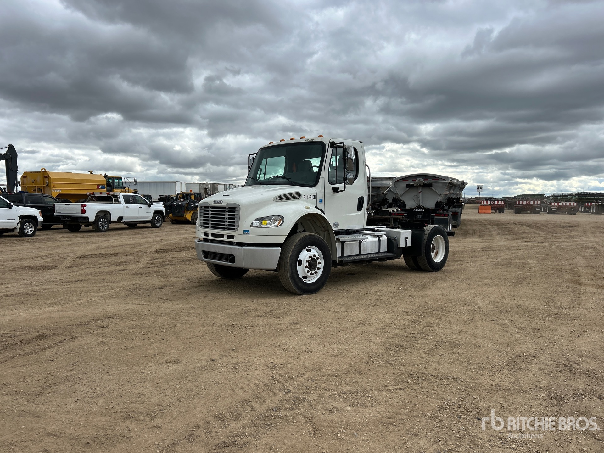 2015 Freightliner M2 106