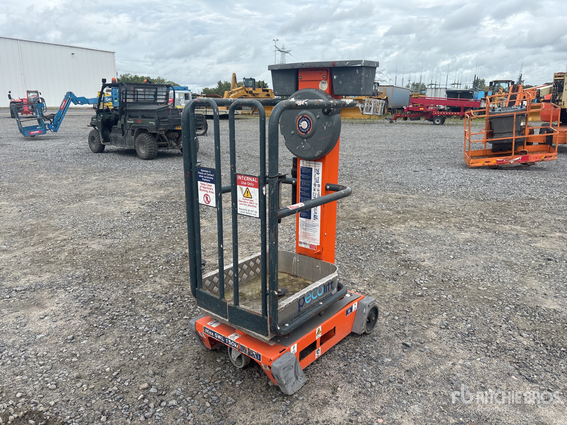 2020 JLG PECOLIFT