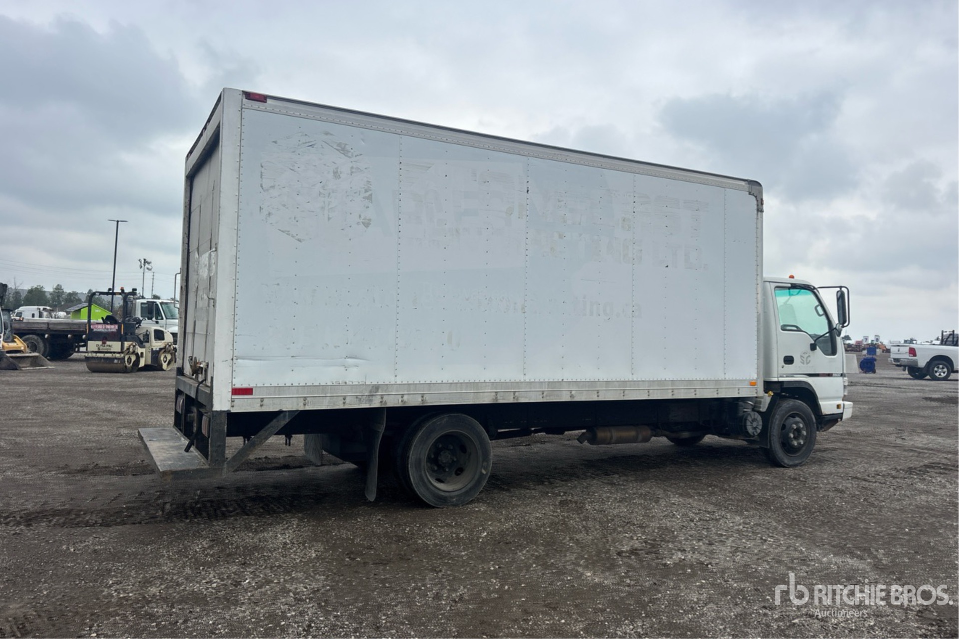 2007 GMC W5500