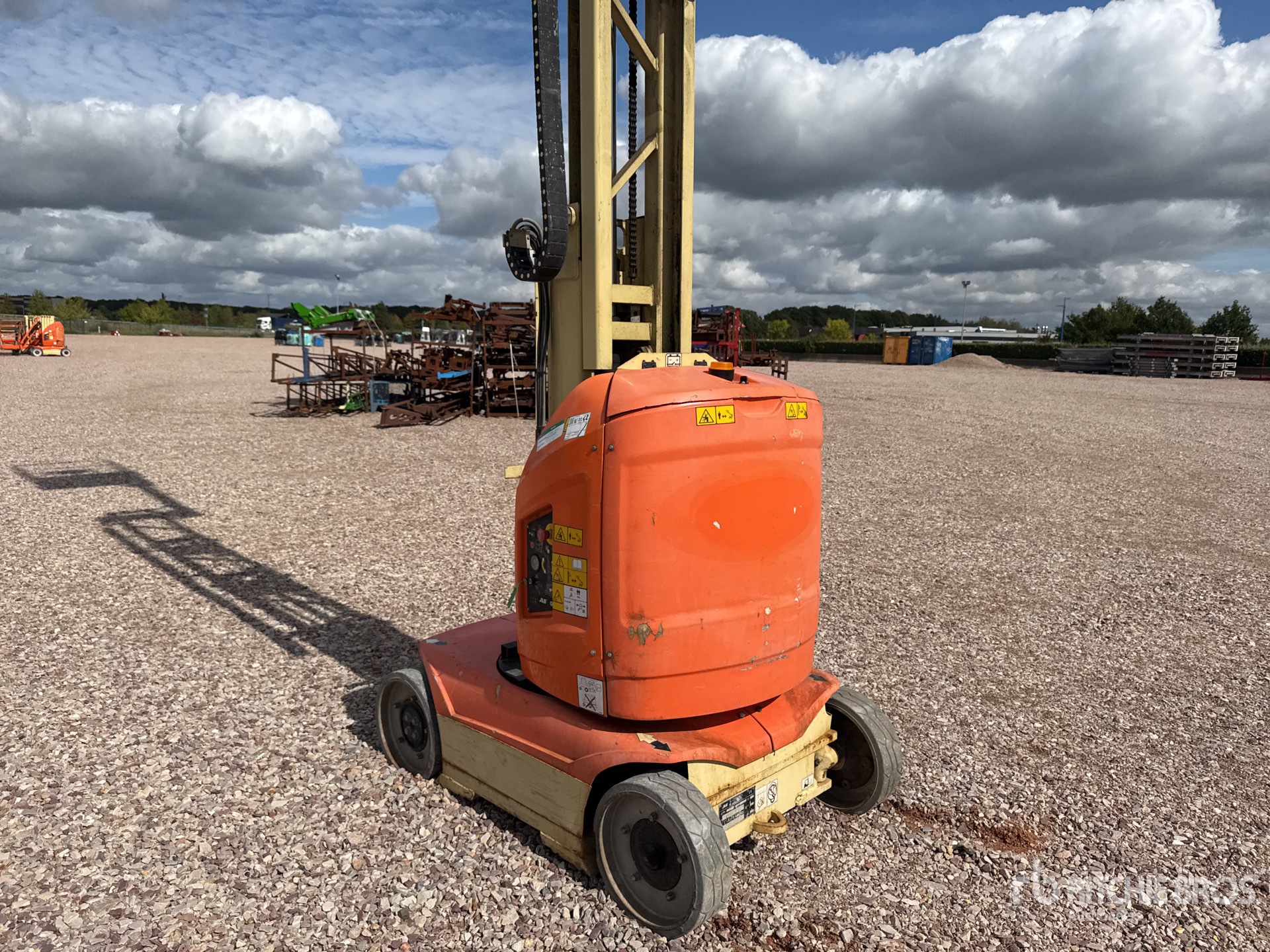 2012 JLG TOUCAN 8E