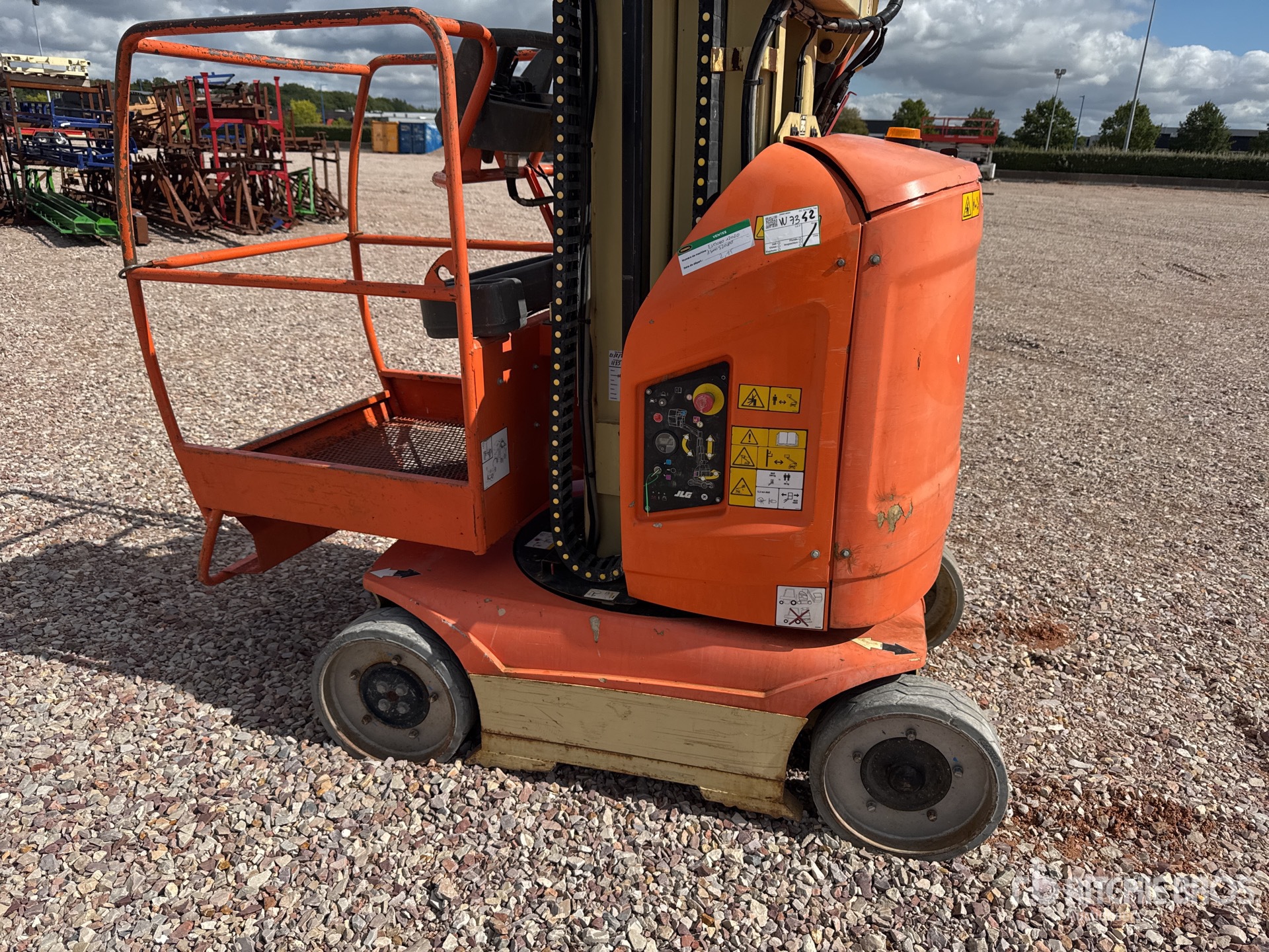 2012 JLG TOUCAN 8E