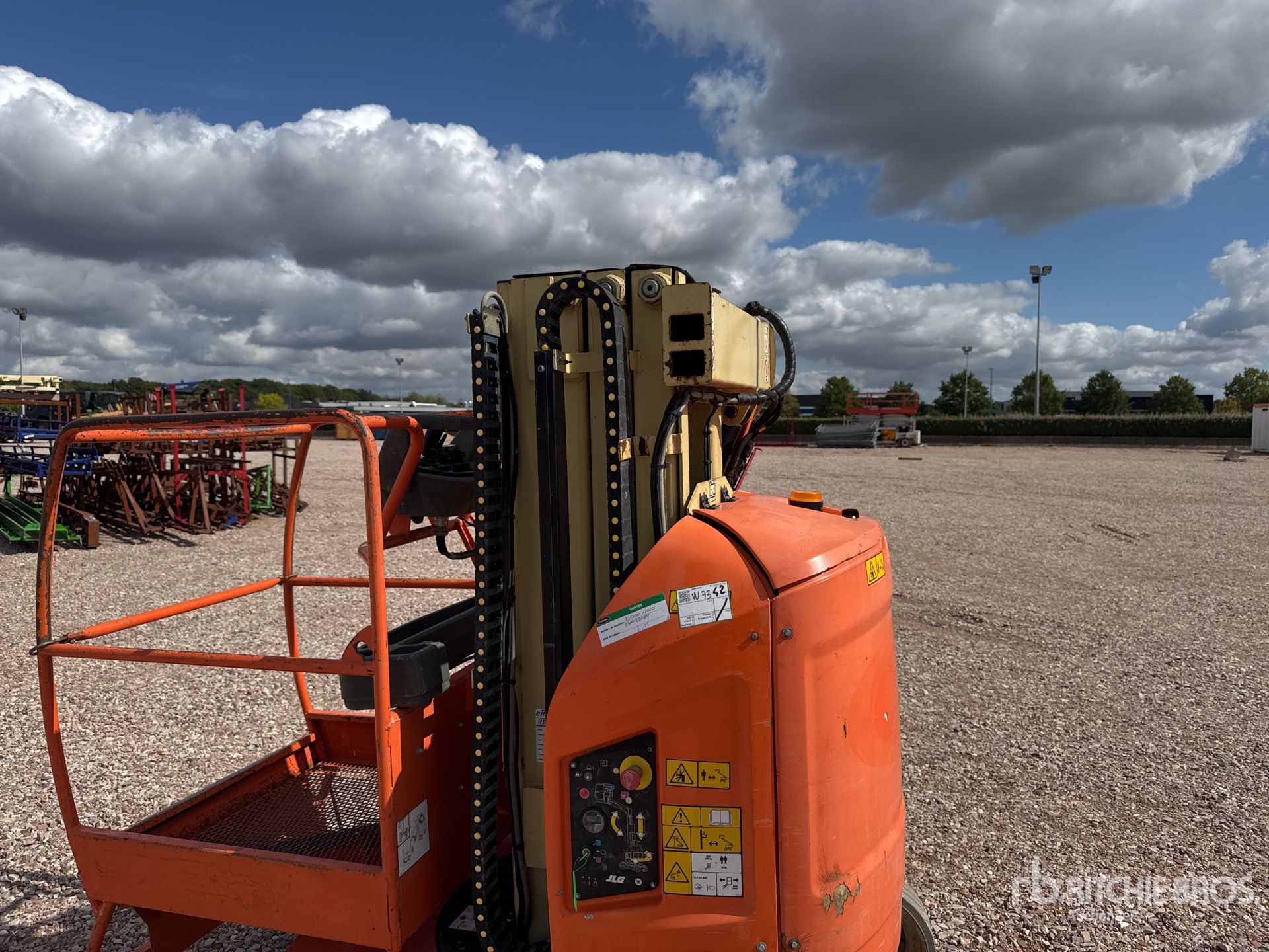 2012 JLG TOUCAN 8E