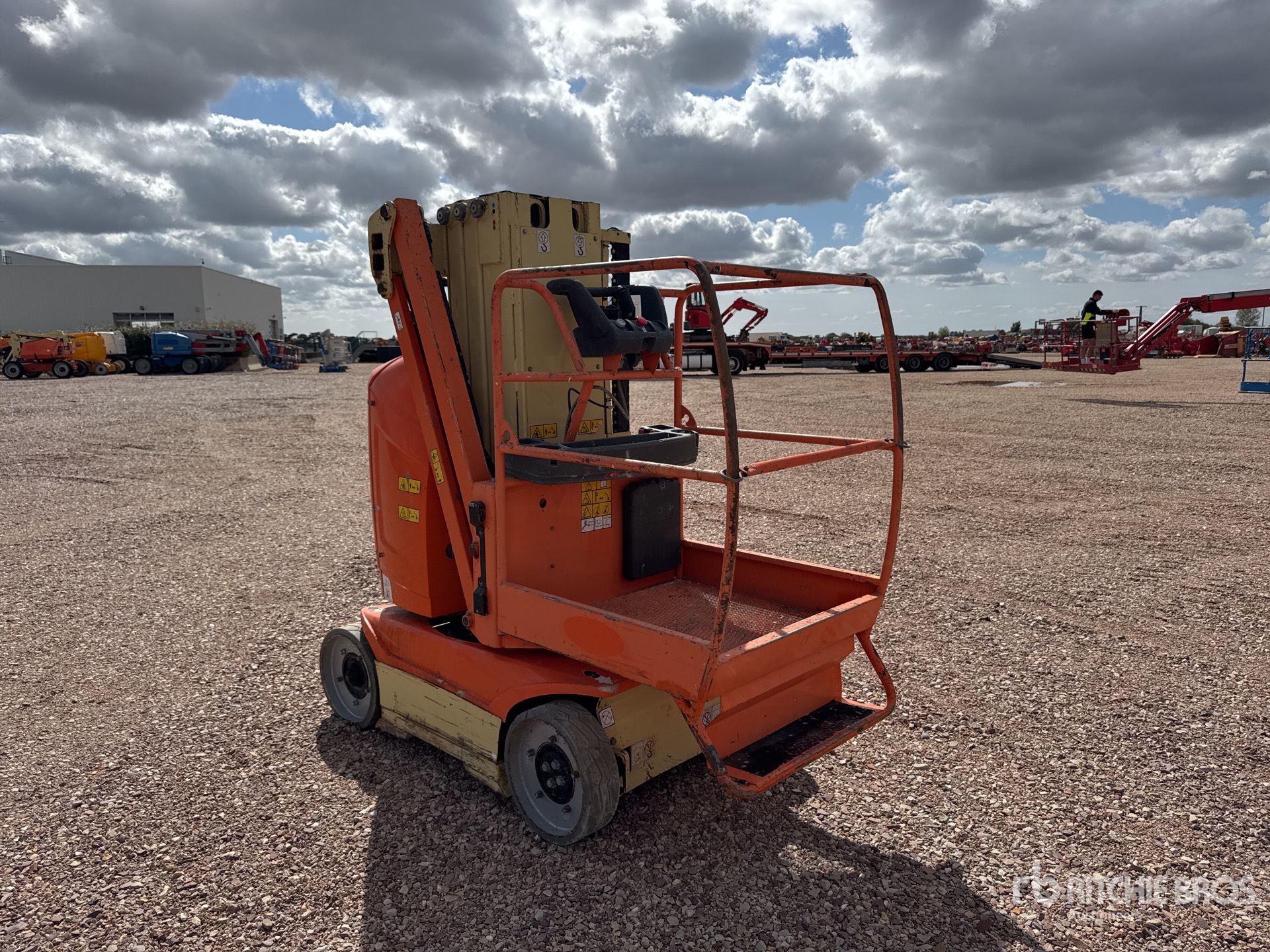 2012 JLG TOUCAN 8E
