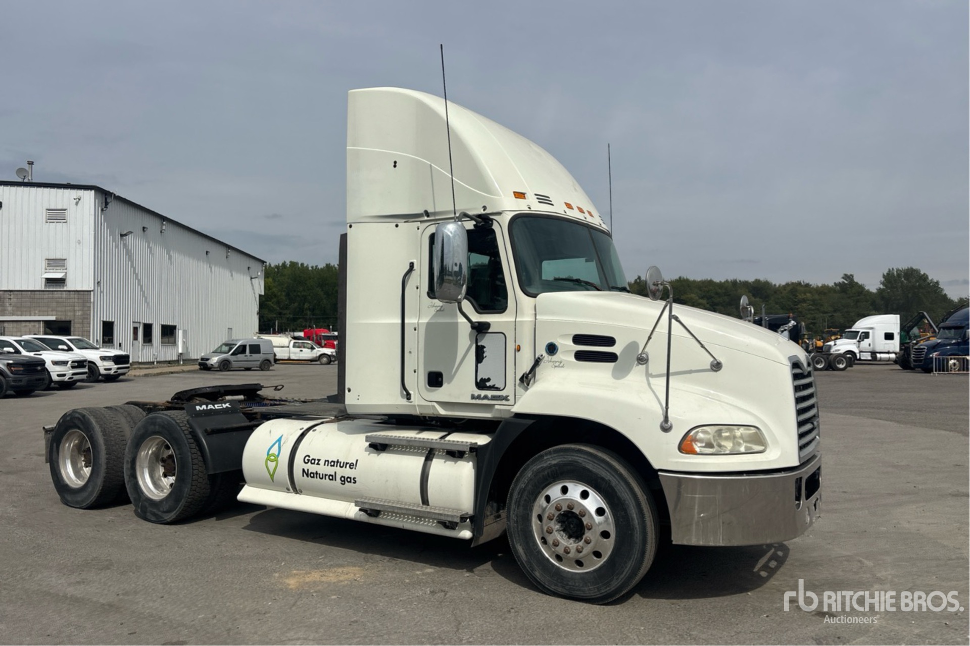 2015 Mack CXU633