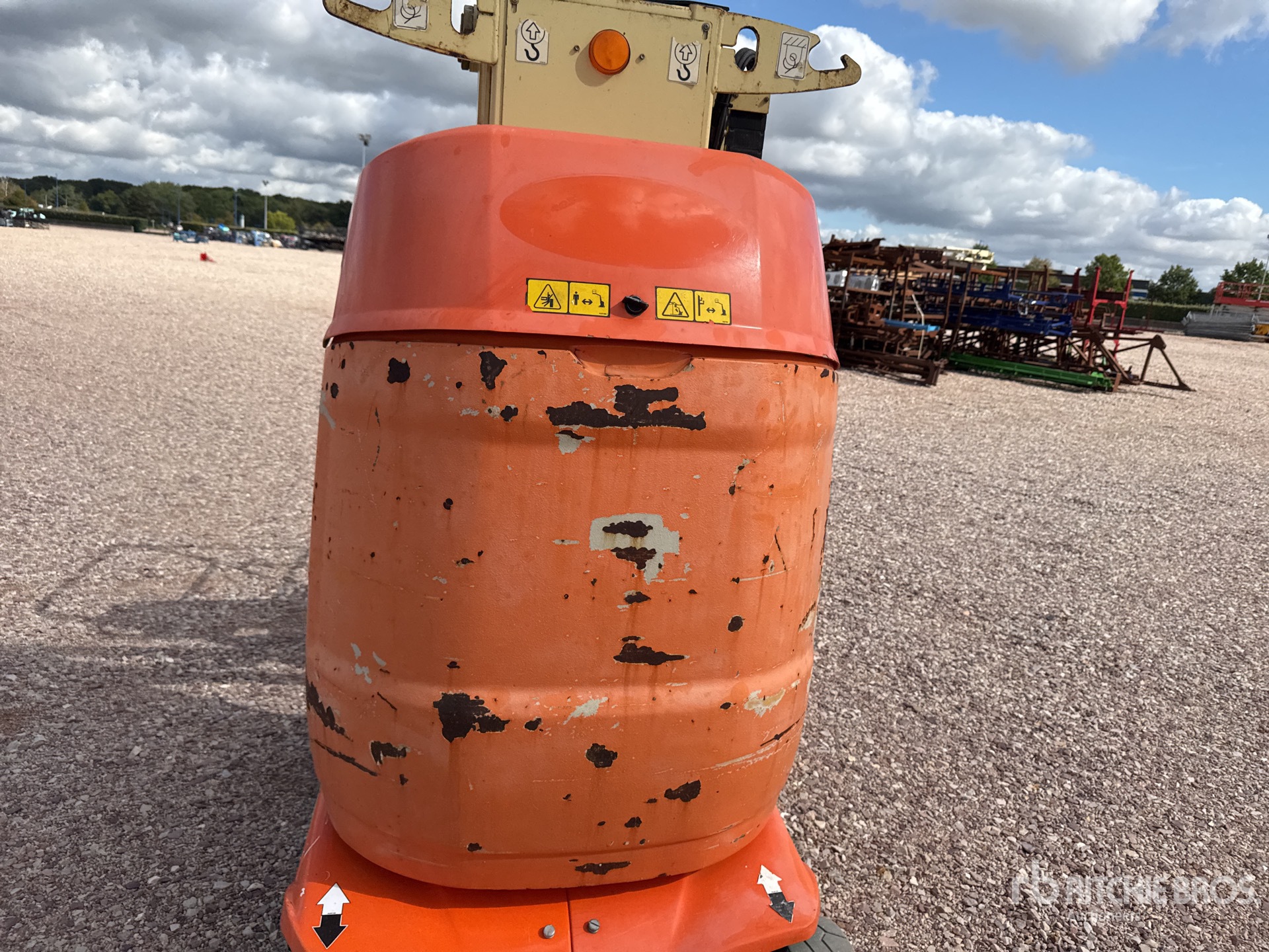 2012 JLG TOUCAN 10E