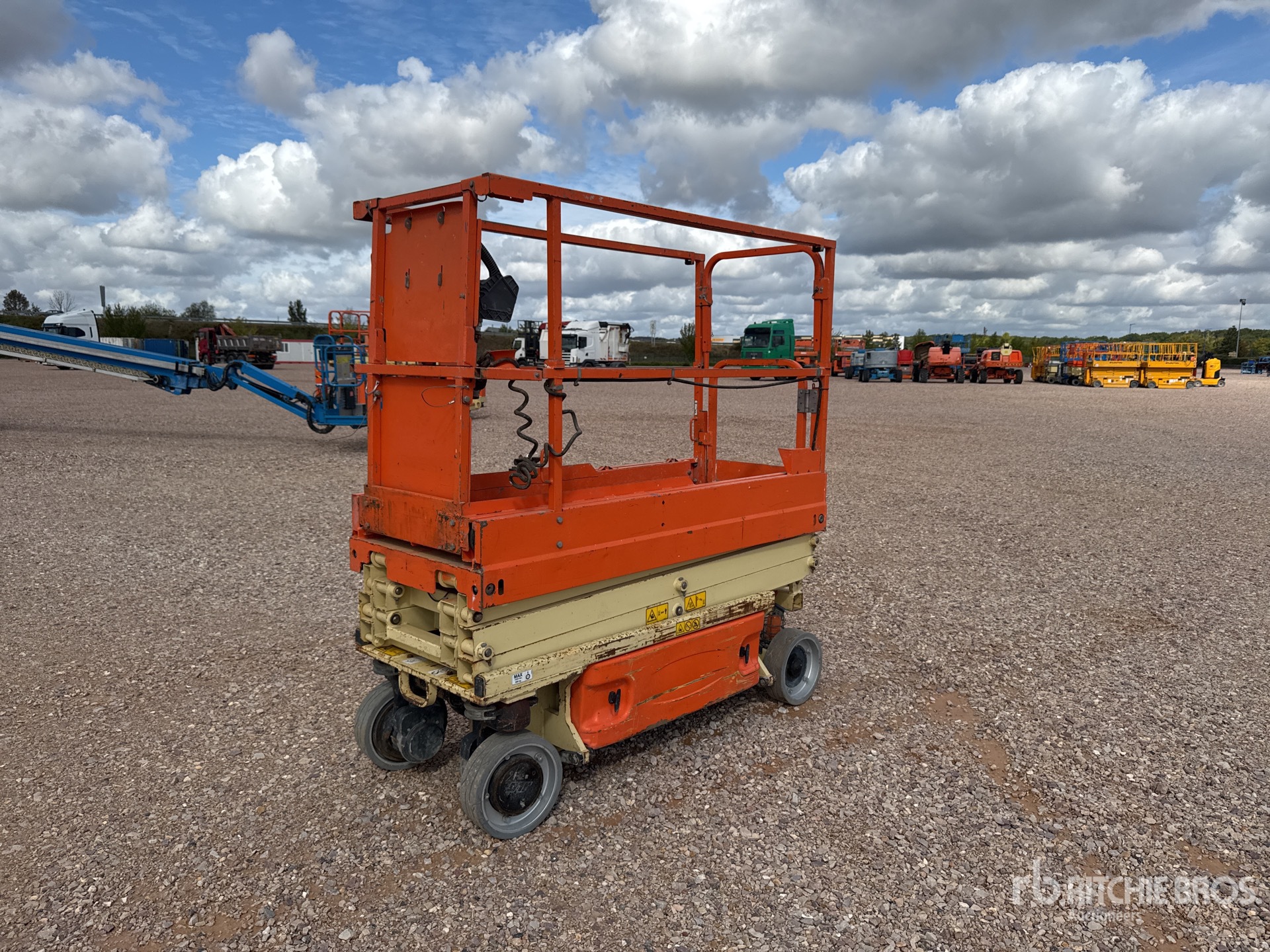 Photo of 2015 JLG 1930 ES