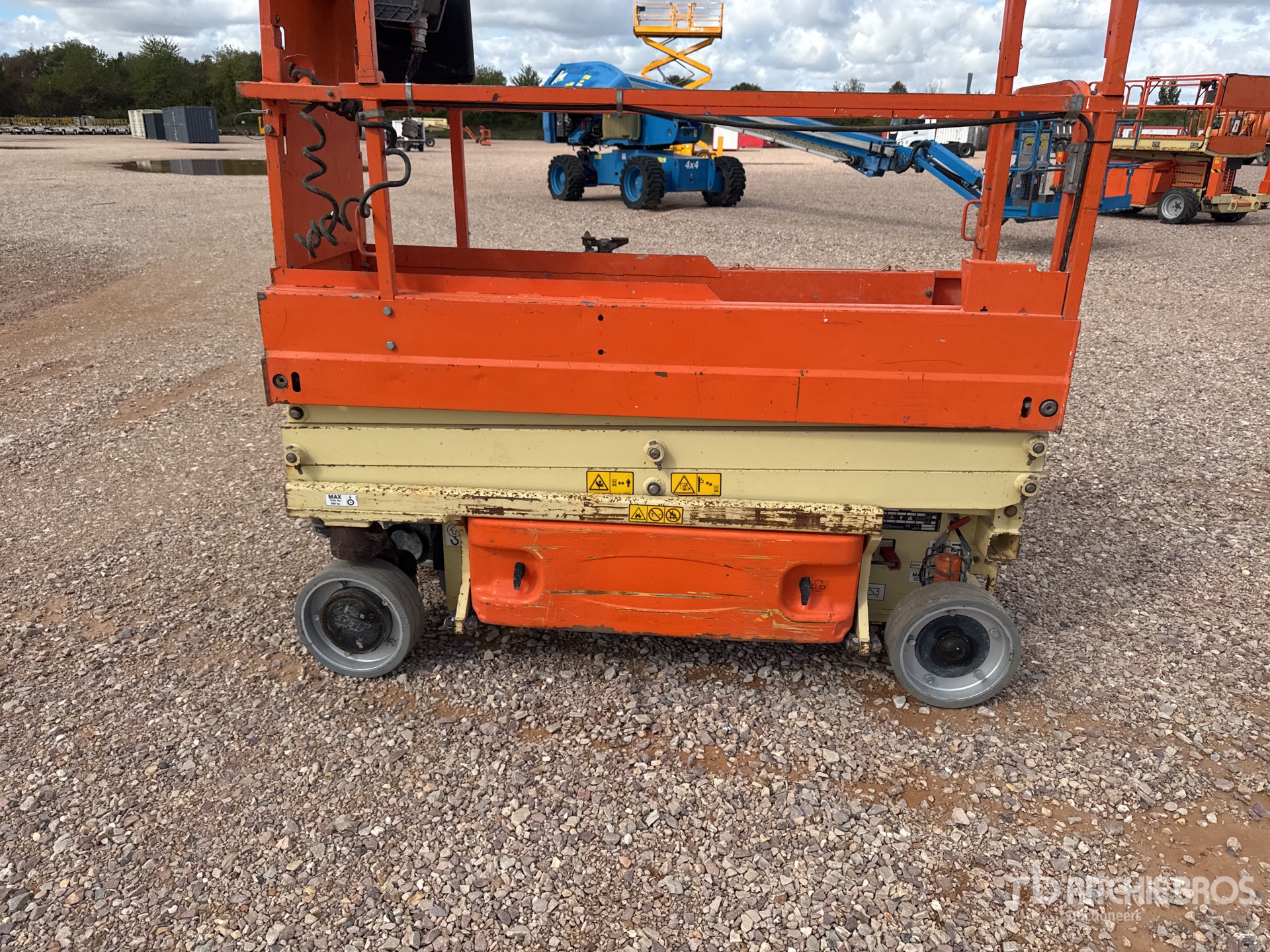 2015 JLG 1930 ES