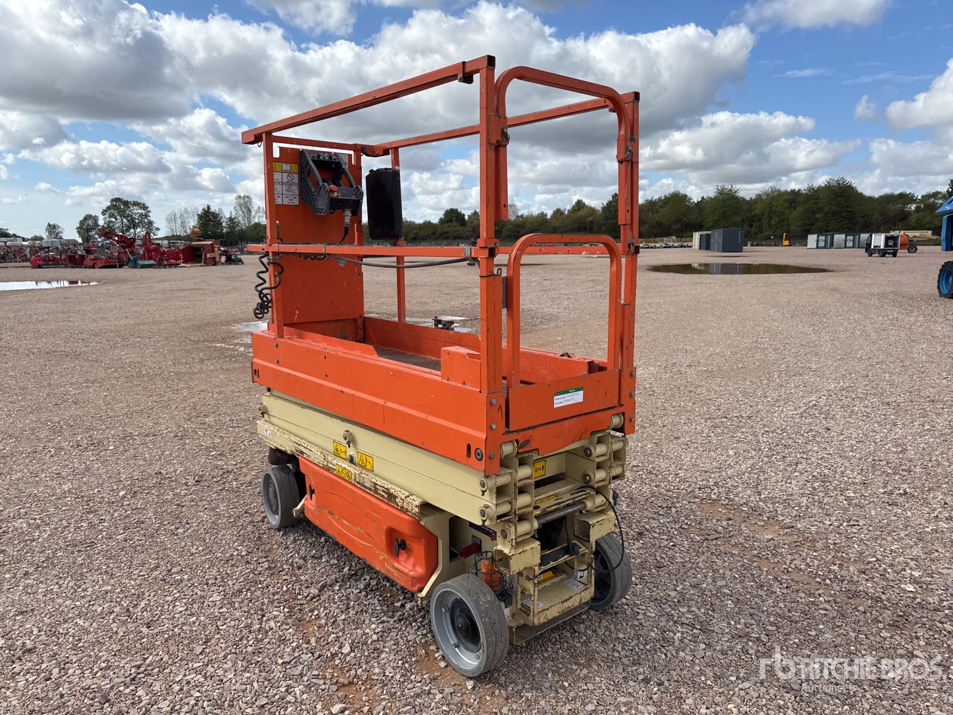 2015 JLG 1930 ES