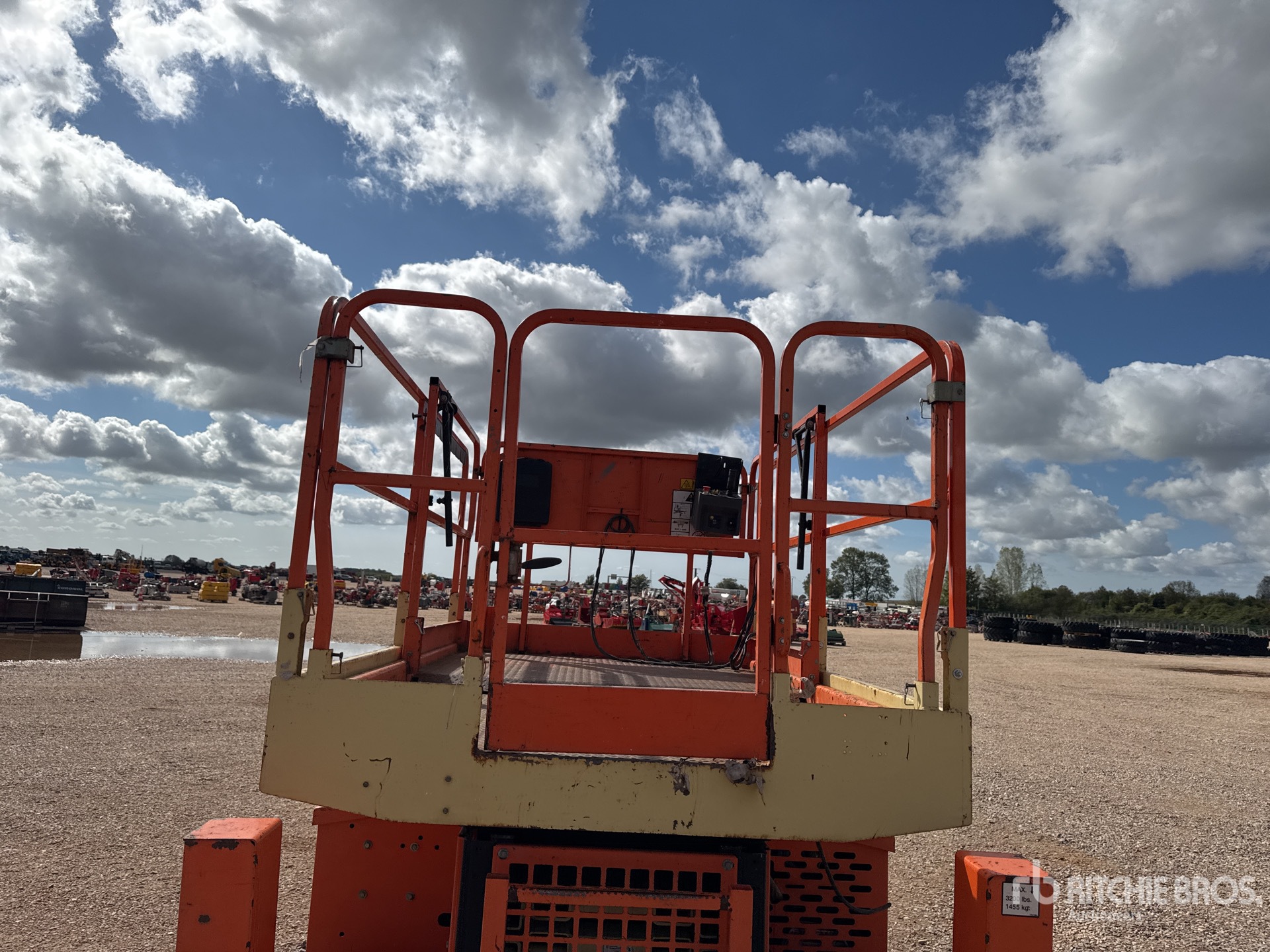 2016 JLG 260MRT
