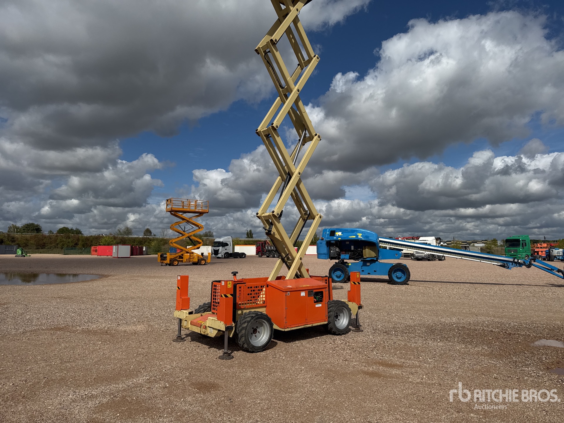 2016 JLG 260MRT