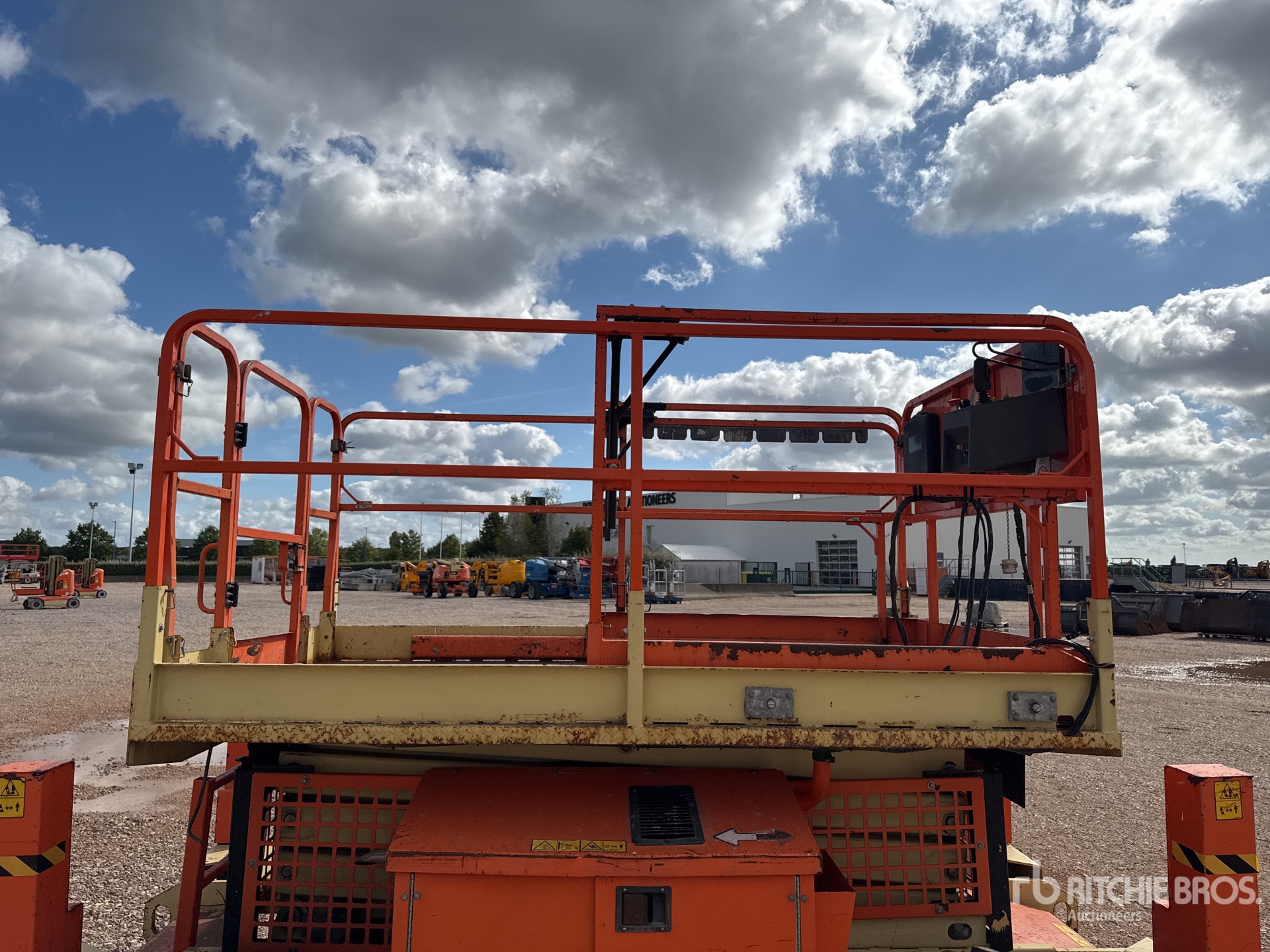 2016 JLG 260MRT