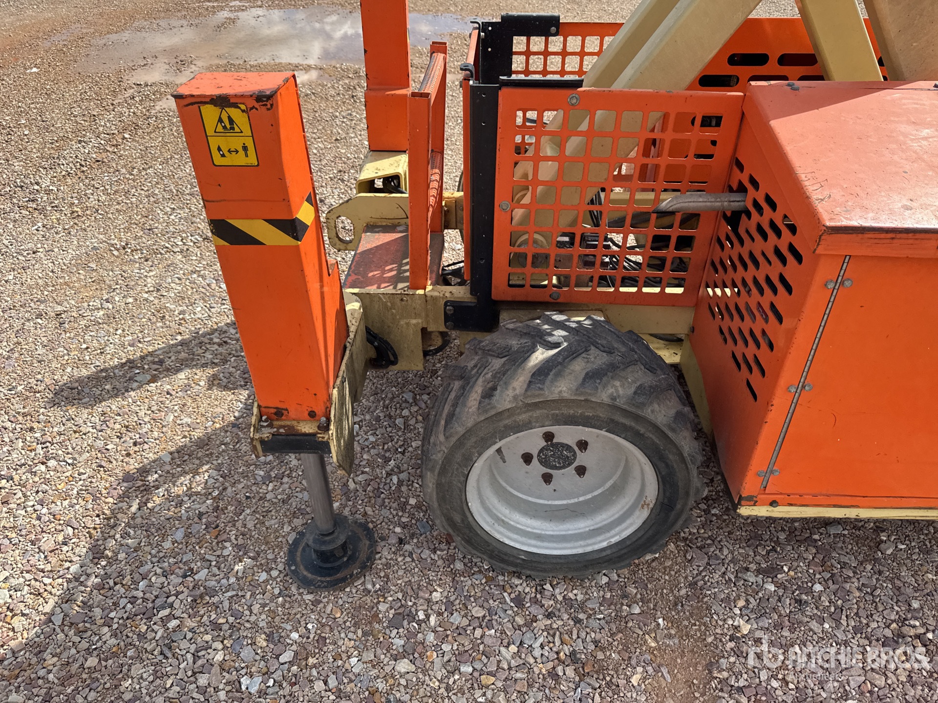 2016 JLG 260MRT