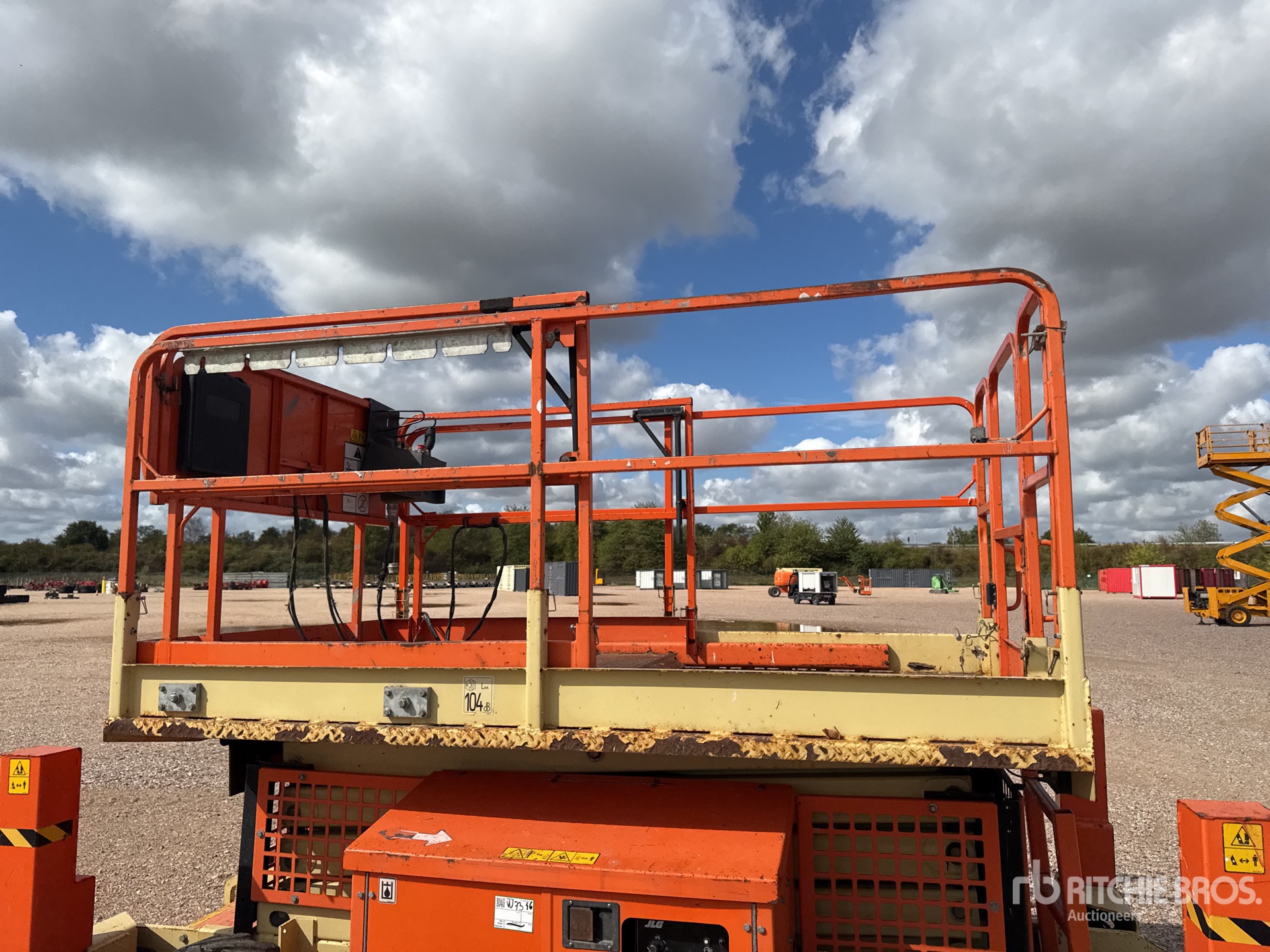 2016 JLG 260MRT