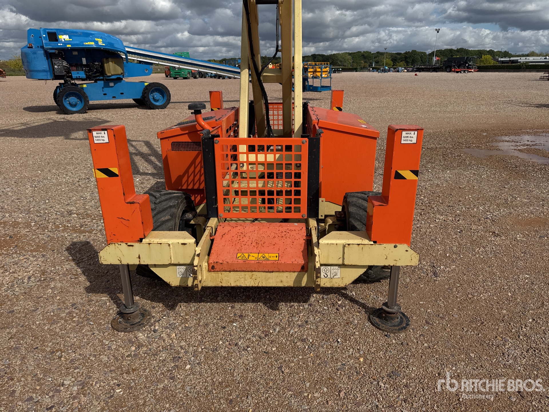 2016 JLG 260MRT