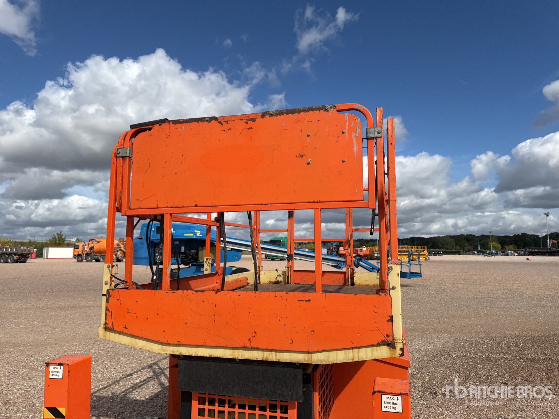 2016 JLG 260MRT