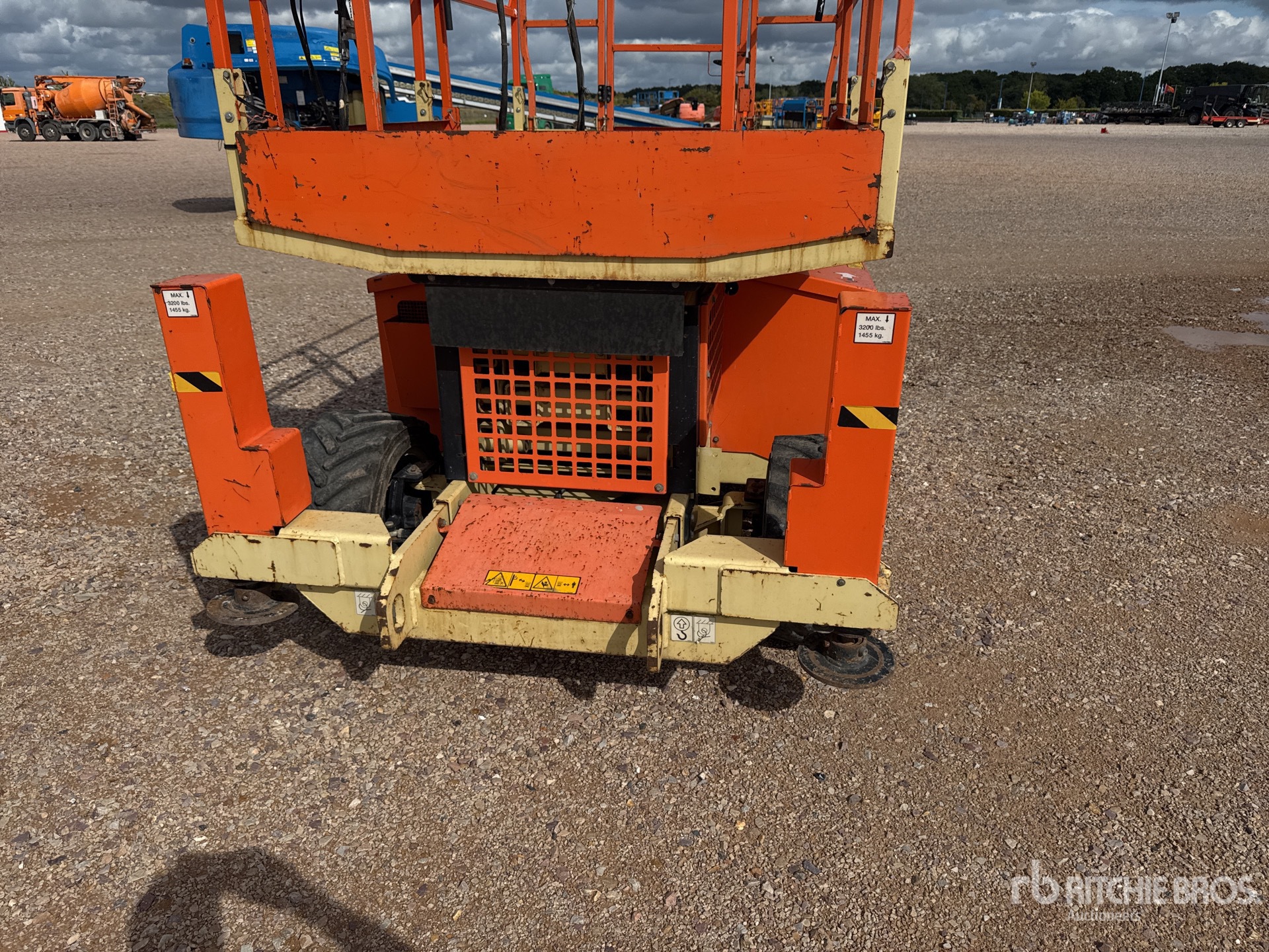 2016 JLG 260MRT