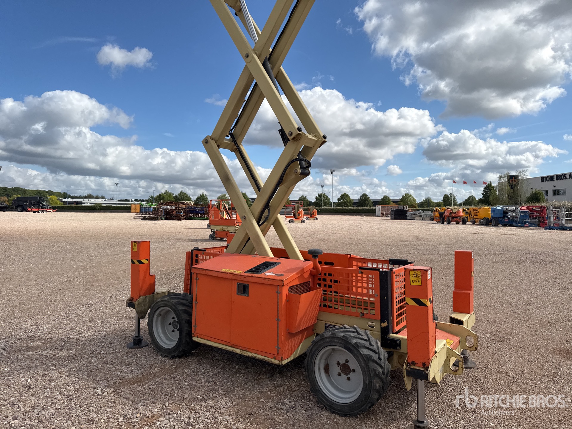 2016 JLG 260MRT