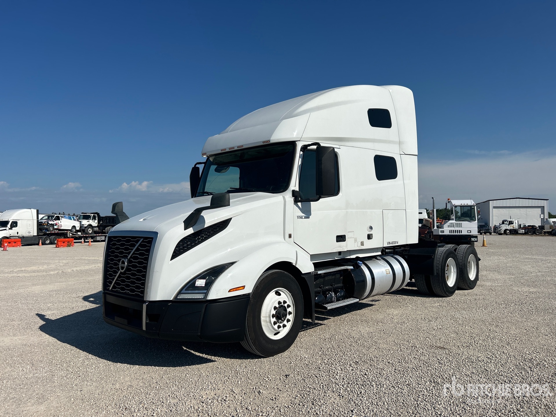 Photo of 2022 Volvo VNL